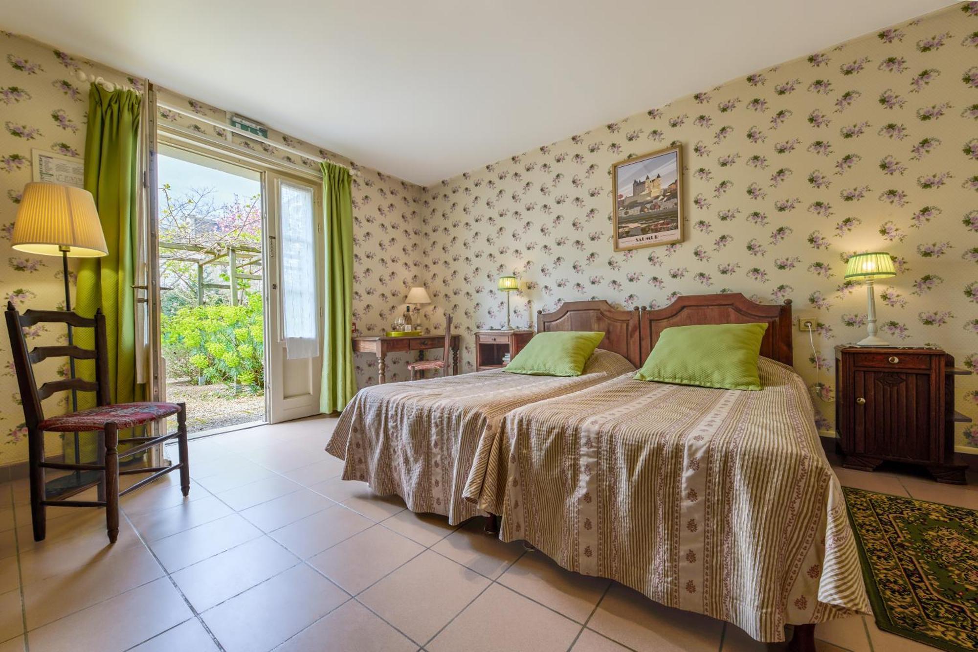 Hotel Diderot Chinon Esterno foto